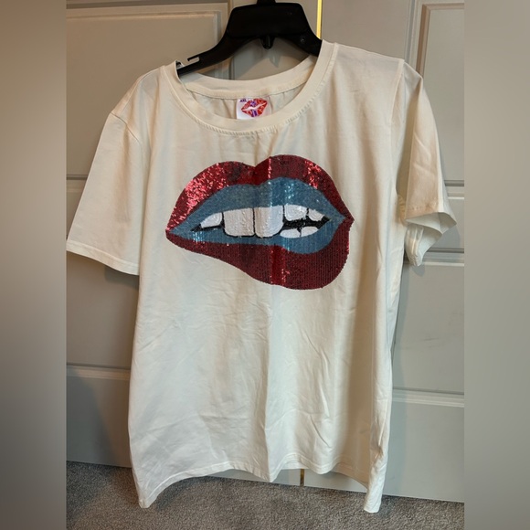 Sparkle city tee - Picture 1 of 3